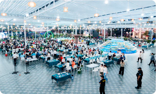 Không gian dùng tiệc tại Rạn Biển